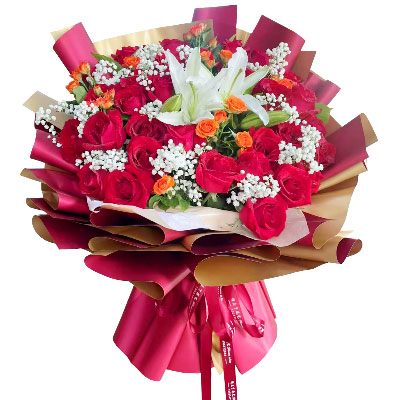 驻马店33朵红玫瑰百合，爱如同花般绽放