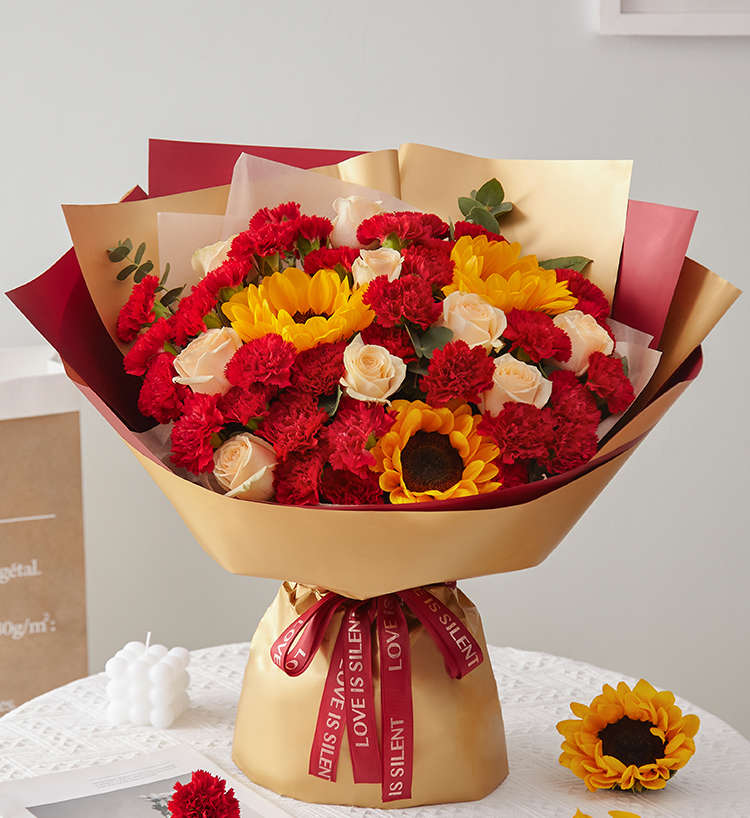 驻马店外婆70岁生日，可以给老人家送花吗?送花该送给什么呢？
